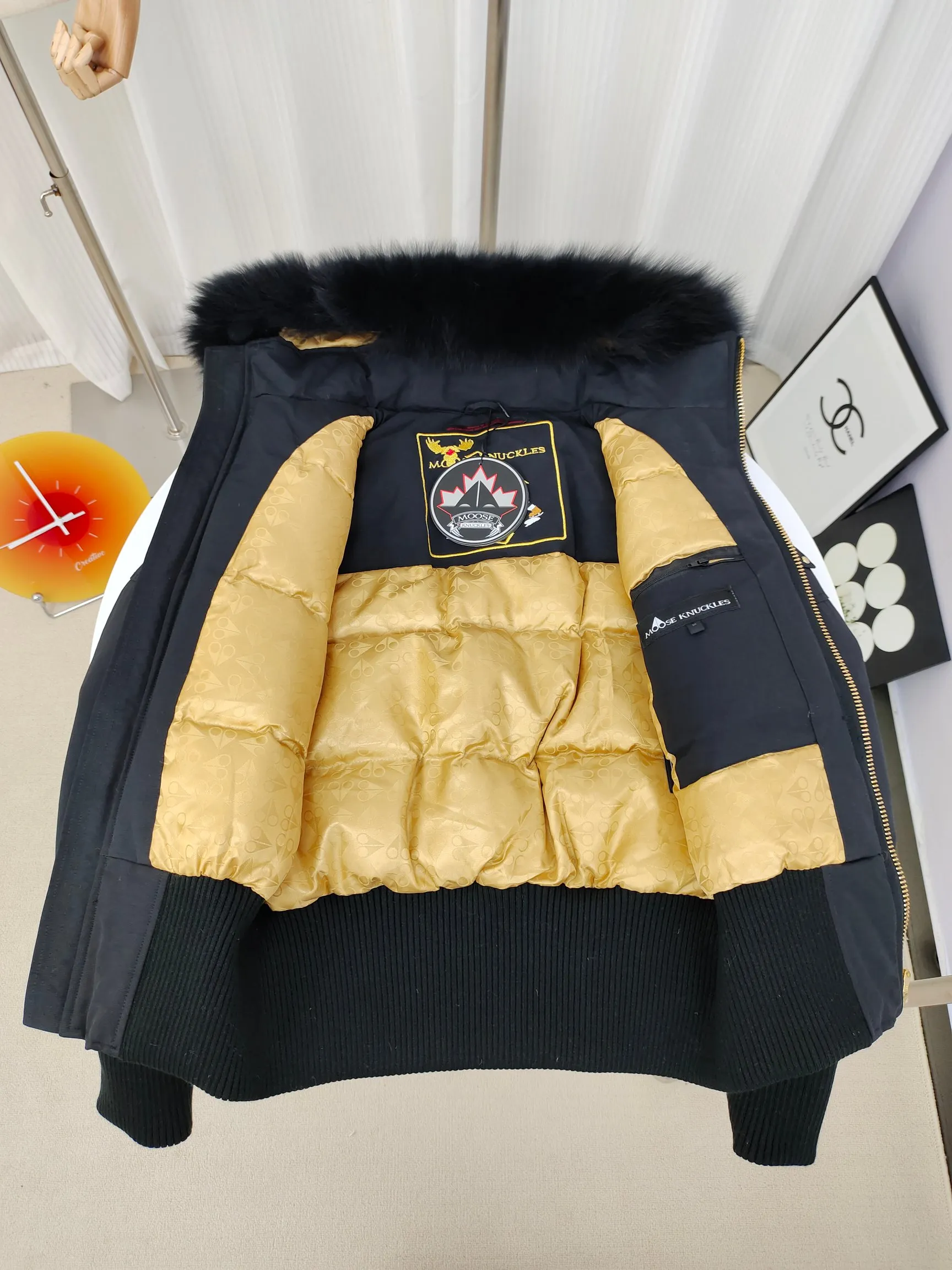 （ ） 03 Moose Knuckles ， ins 、 、 。 ， ， ！ ， ， ， Sizes: XS XL